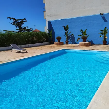 El Recreo, Private Pool & Bbq Holiday home